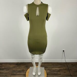 ❤️Guess cold shoulder Olive Green Ribbed Cut-Out Dress XS